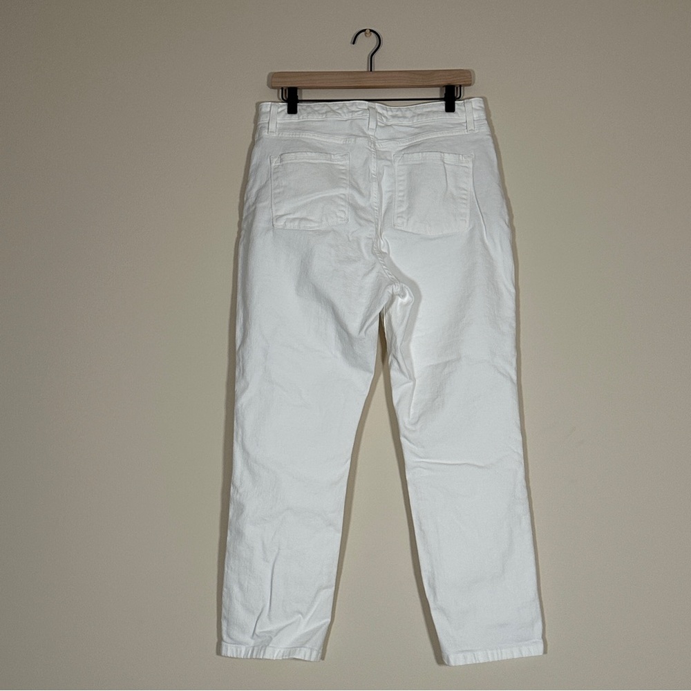 L.L. Bean Women’s Classic White Jeans Size 14 - Picture 2 of 9